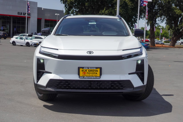 New 2026 Toyota C-HR SUV