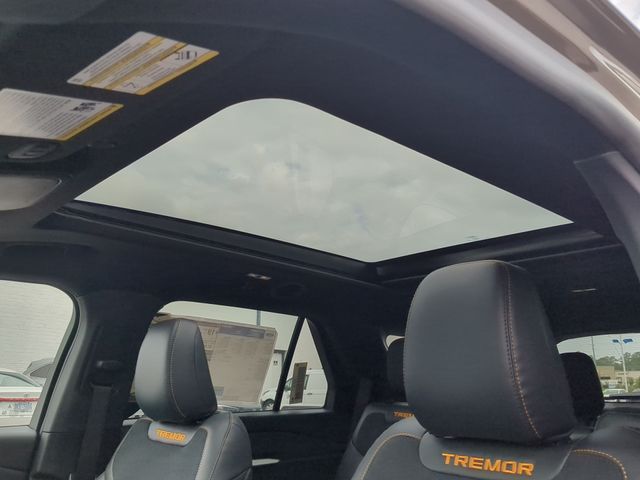 New 2026 Marsh Gray Ford Tremor® image 25