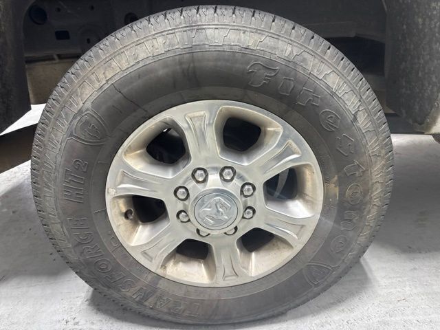 Used 2017 Silver Ram SLT image 6
