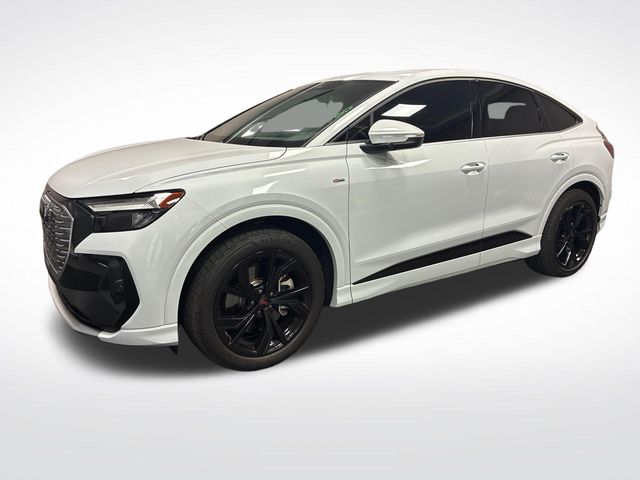 Glacier White 2025 Audi Q4 e-tron Sportback Sedan All-Wheel Drive Automatic