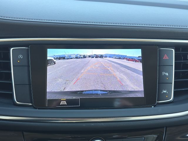 2023 Buick Enclave Essence:C02531