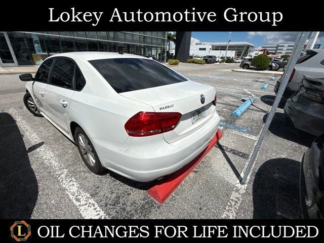 Candy White 2013 Volkswagen Passat Sedan Front-Wheel Drive 6-Speed Automatic