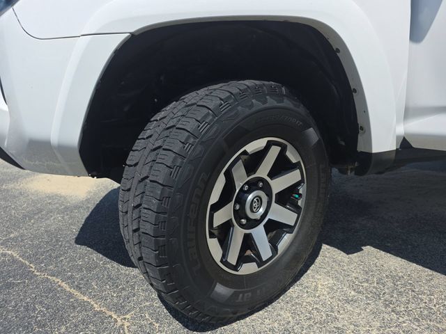 Used 2019 Super White Toyota TRD Off-Road image 32