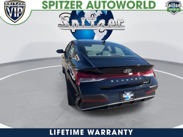 New 2026 Black Hyundai SEL Sport image 7