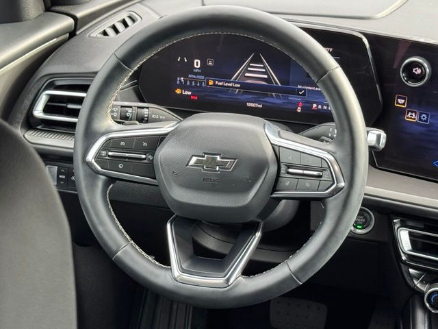 Used 2026 Chevrolet Traverse SUV