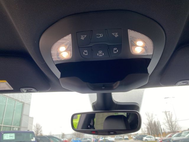 2026 Chrysler Pacifica Select - Silver Mist Clearcoat exterior view 16