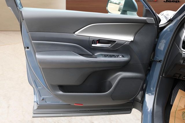 Used Car 2025 Toyota Grand Highlander  Xle For Sale Under $50,000 In Austin, Texas