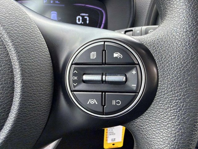 2024 Kia Soul LX - Photo 24