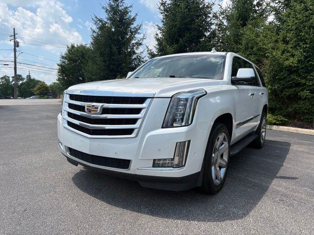 Crystal White Tricoat 2019 Cadillac Escalade SUV / Crossover Four-Wheel Drive 