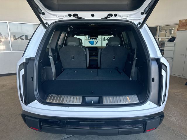 New 2027 White Kia X-Line SX Prestige image 23