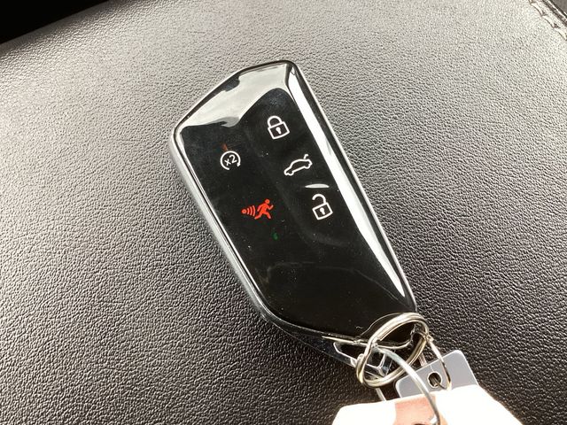 Used Car 2025 Volkswagen Atlas  2.0t Se W/technology For Sale Under $35,000 In San Antonio, Texas