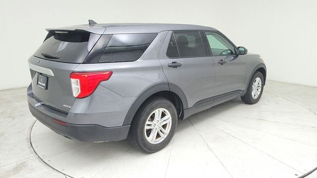 2023 Ford Explorer Base - 4