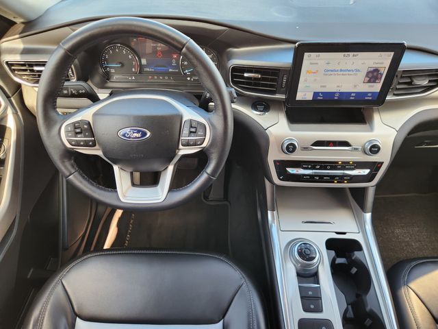 2022 Ford Explorer XLT Black at AutoSavvy Houston Southwest