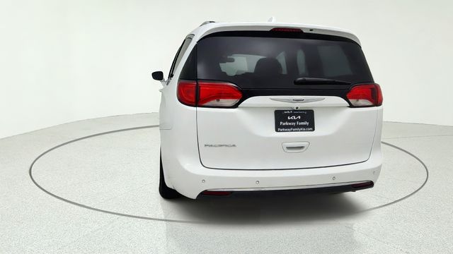 2017 Chrysler Pacifica Touring L Plus White at Community Kia