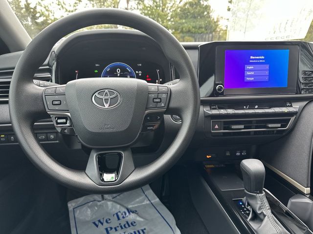 2025 Toyota Camry LE 7