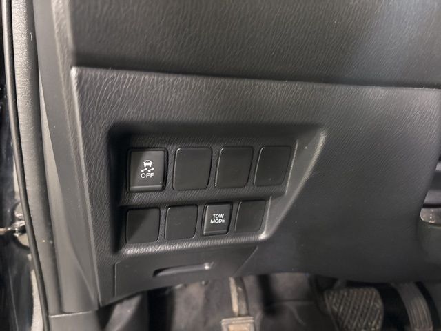 2018 Nissan Pathfinder S photo