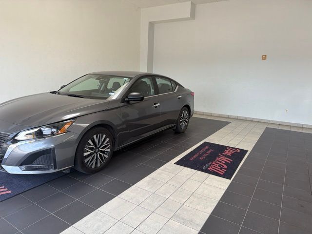 2025 Nissan Altima 2.5 SV Gray at Durrett Motor Company