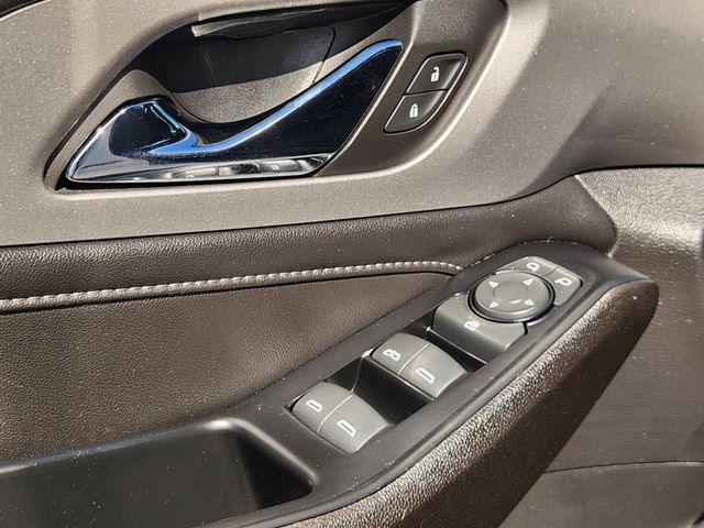 2023 Chevrolet Traverse LT Beige at AutoSavvy Houston Southwest