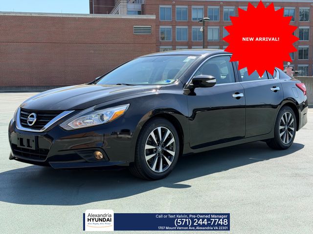Super Black 2017 Nissan Altima 2.5 SL Sedan Front-Wheel Drive Continuously Variable Transmission