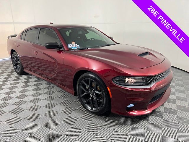 Pear 2021 Dodge Charger Sedan Rear-Wheel Drive 8-Speed Automatic