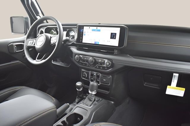 New Car 2025 Jeep Gladiator  High Tide For Sale Under $40,000 In Austin, Texas