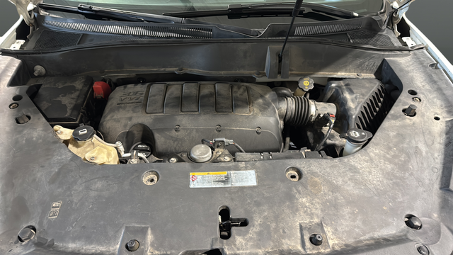 Used 2014 White Diamond Clearcoat GMC Denali image 29