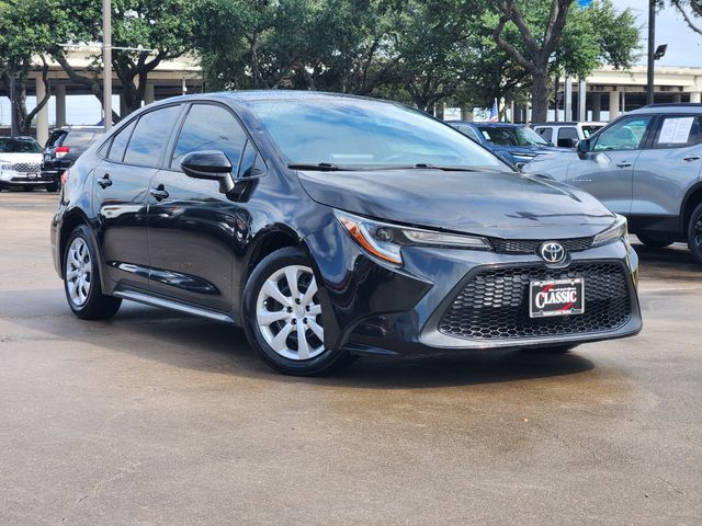 2020 Toyota Corolla Negro (Black Sand Pearl) Sedán Tracción delantera Transmisión variable continua