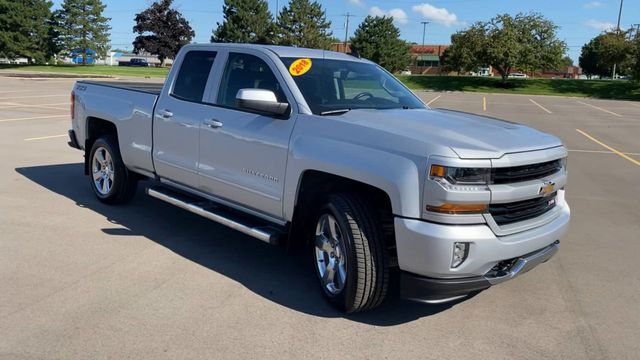 2018 Chevrolet Silverado 1500 LT 2