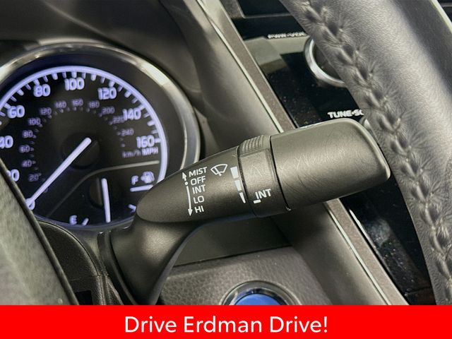 Used 2020 Toyota Camry Hybrid Sedan