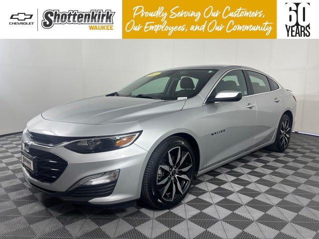 Silver Ice Metallic 2020 Chevrolet Malibu Sedan Front-Wheel Drive Continuously Variable Transmission