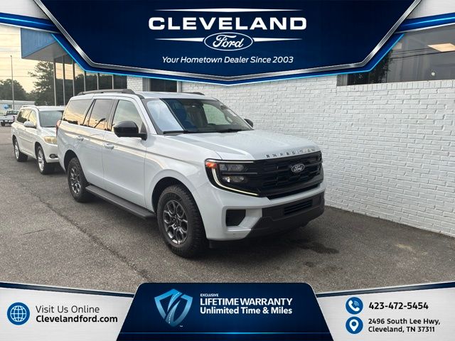 Silver Metallic 2025 Ford Expedition SUV / Crossover 4X2 Automatic