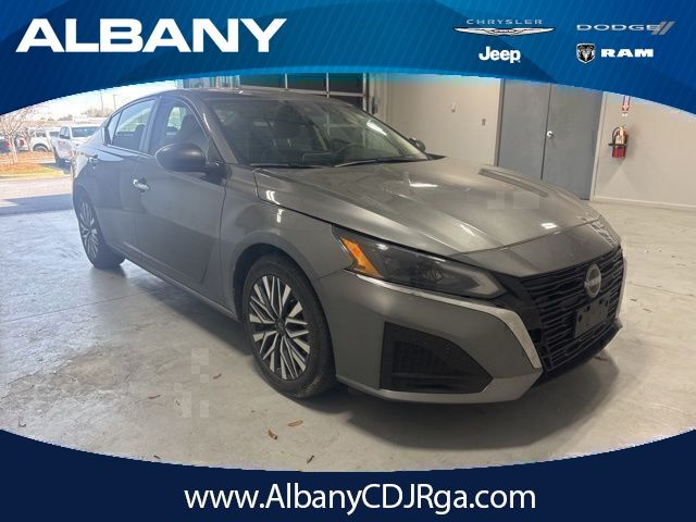 2024 Nissan Altima 2.5 SV FWD