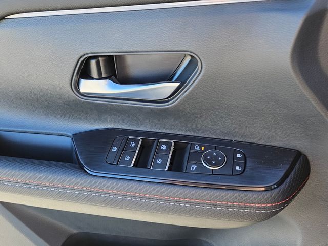 New 2026 White Nissan SR image 29