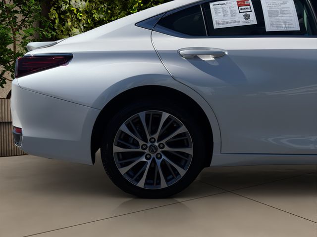 2021 LEXUS ES 250 AWD • PREMIUM PACKAGE • CLEAN CARFAX NAVIGATION • APPLE CARPLAY • HEATED & COOLED SEATS • BLIND SPOT MONITOR • PREMIUM PACKAGE Thumbnail