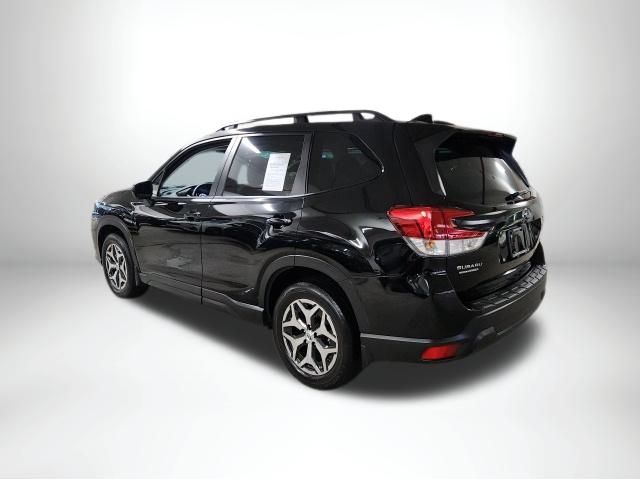 2023 Subaru Forester Premium 11