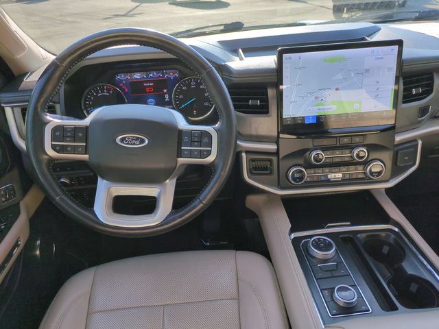 Used 2022 Black Ford XLT image 30