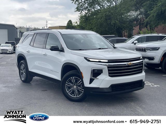 2024 Chevrolet Traverse LT