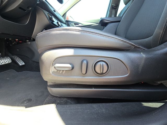 2023 Buick Encore GX Select:C02728