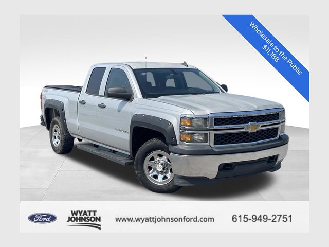 Silver Ice Metallic 2015 Chevrolet Silverado 1500 Pickup Truck Four-Wheel Drive 6-Speed Automatic Overdrive