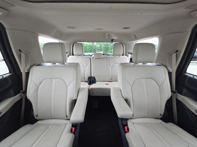 2023 Ford Expedition Platinum:168660A