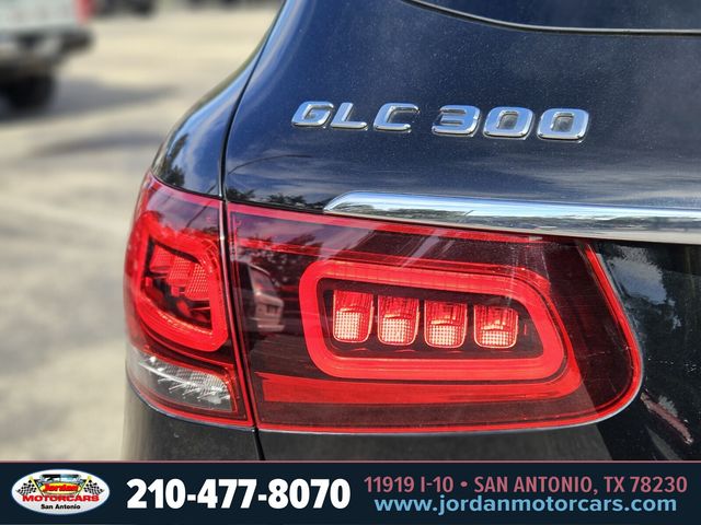 Used Car 2021 Mercedes-benz Glc  Glc 300 For Sale Under $25,000 In San Antonio, Texas