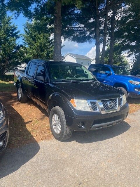 Used 2016 Black Nissan SV image 3