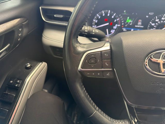 2021 Toyota Highlander Limited White at Bayway Cadillac Southwest