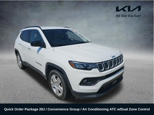 2022 Jeep Compass Latitude FWD