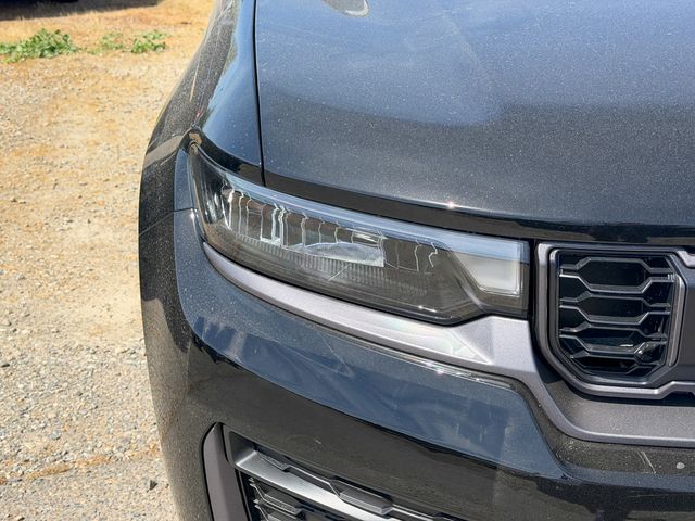 new 2026 Jeep Grand Cherokee car, priced at $37,525