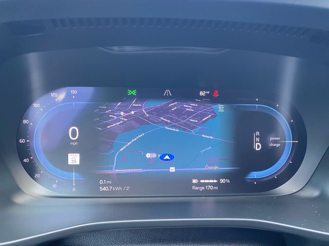 VolvoXC40 Recharge Pure Electric21