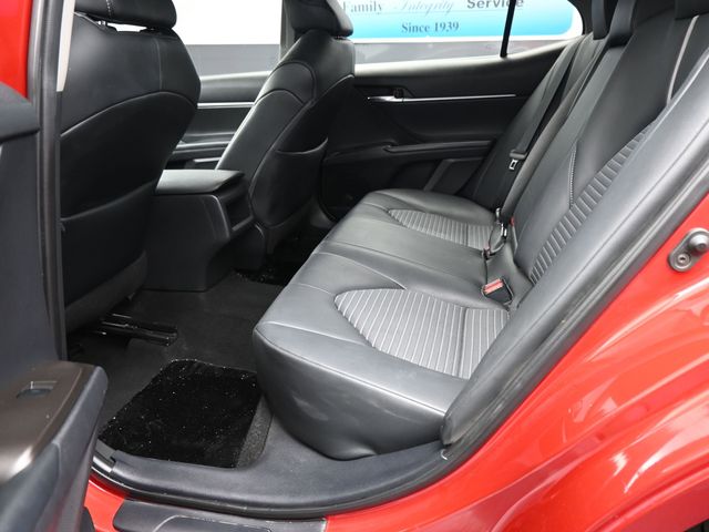2021 Toyota Camry SE photo