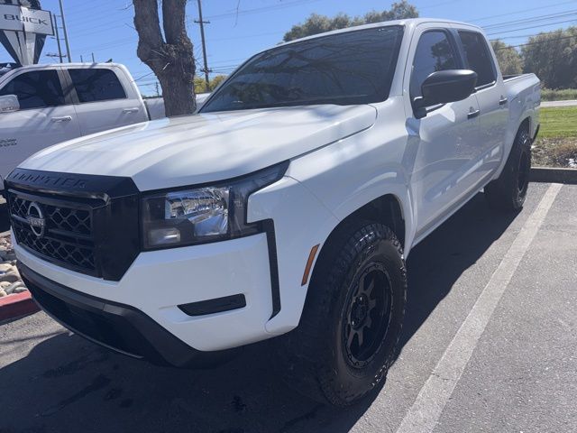 2022 Nissan Frontier S Crew Cab 4WD