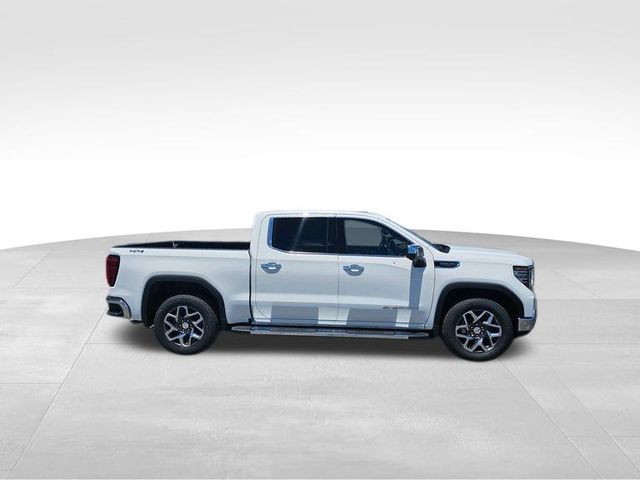 2024 GMC Sierra 1500 SLT 9