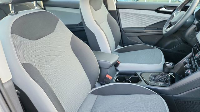 2023 Volkswagen Taos